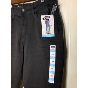 Hi-Rise Skinny Black Denizen by Levis Size 14M NWT